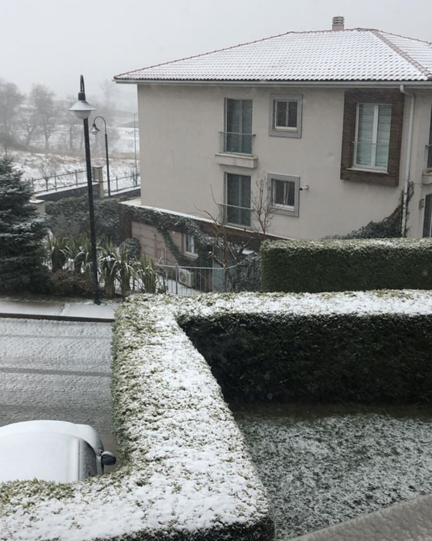 Ünlülerden kar fotoğrafları (24-25 Şubat 2019) 12