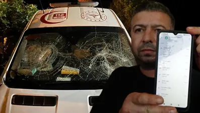 "Geç geldiniz" deyip sağlık çalışanlarına kürekle saldırmıştı: Tutuklandı