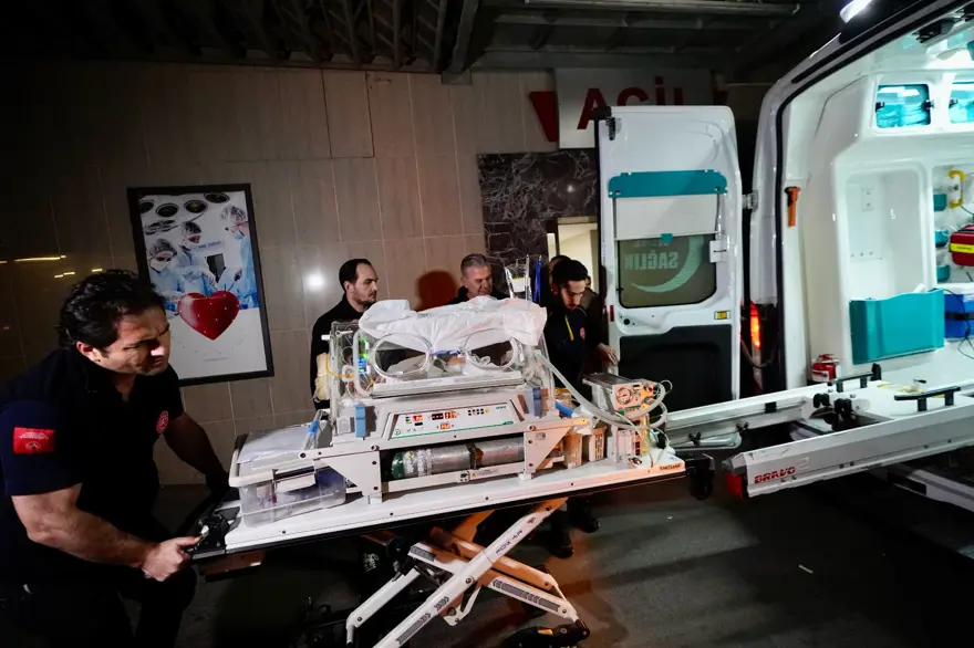 Yenidoğançetesi skandalı | Anne ve babaları böyle tuzağa çekmişler: “Kuvözde bebeğiminölü halini gösterdiler” 