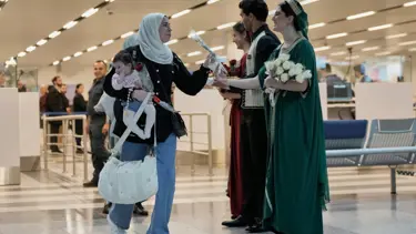 Yasak 3 yıl sonra kalktı, BAE'li yolcular Lübnan'a uçtu