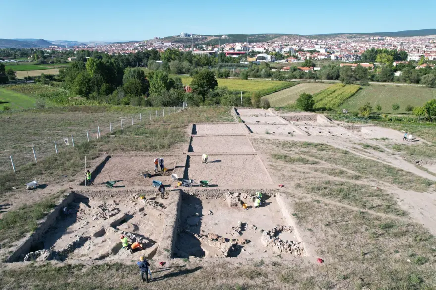 'Kütahya'nın kalbi' tarihi aydınlatıyorlar 7