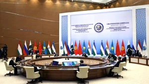 ŞİÖ Zirvesi: Üye ülkeler ulusal para birimlerinin kullanım oranının artırılmasında anlaştı ŞİÖ Zirvesi: Üye ülkeler ulusal para birimlerinin kullanım oranının artırılmasında anlaştı