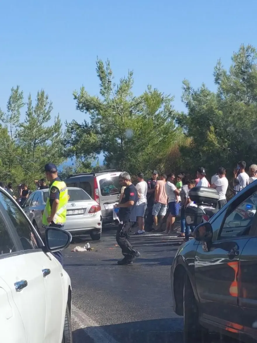 İzmir’de zincirleme kaza: 1 ölü, 6 yaralı 1