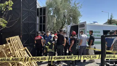Çorum'da kahreden olay: Anne ile oğlu atık yağ tankerine düştü