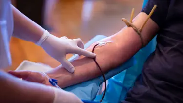 İngiltere'de enfekte kan skandalı: Soruşturma raporu yayınlanacak