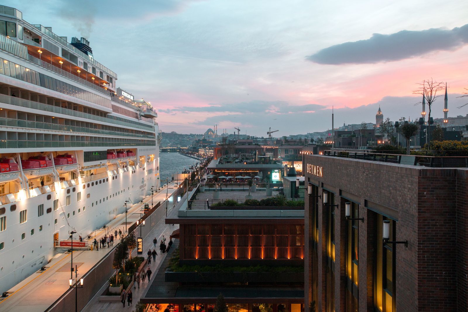 Galataport'a mükemmellik ödülü