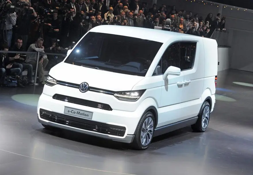VW e-Co-Motion Van 26
