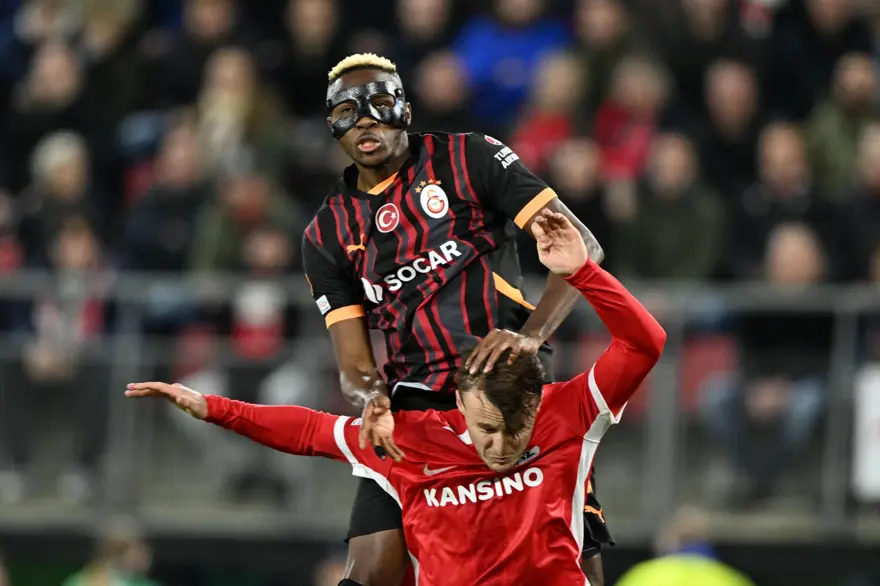 Beşiktaş ve Galatasaray maçlarından galibiyet çıkmadı 15