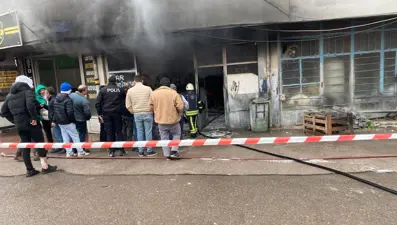 Açık unutulan elektrikli soba yangına sebep oldu