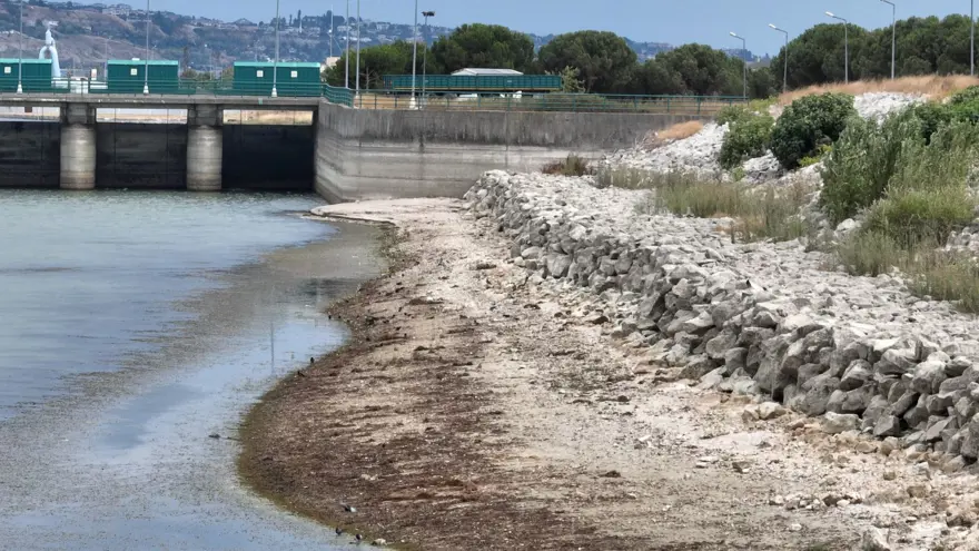 İstanbul'un 61 günlük suyu kaldı 3