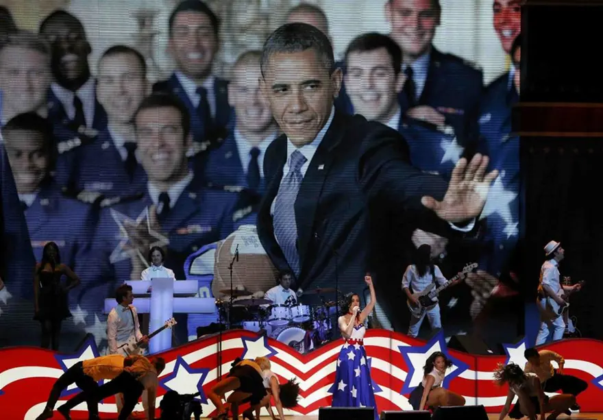 Yemin töreni öncesi sahnede bir yıldız 26 Yemin töreni öncesi sahnede bir yıldız 26