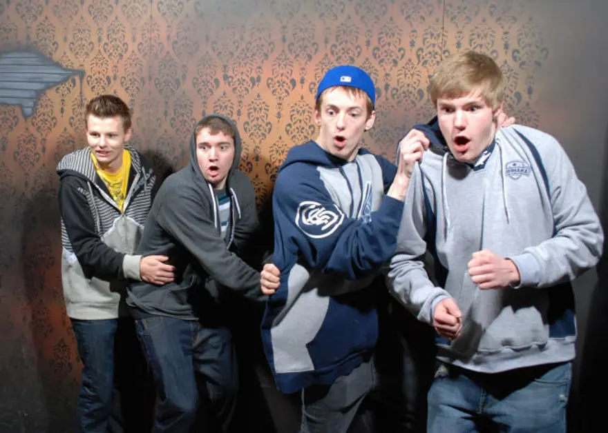 Korku tünelinden komik manzaralar 6