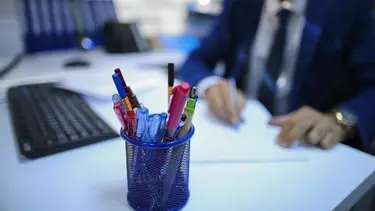 Bir ülke daha "haftada 4 gün mesaiyi" tartışıyor