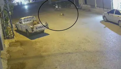 6 yaşındaki çocuğa çarpan motosiklet sürücüsü arkasına bakmadan kaçtı