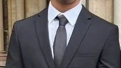 Londra'dan Antalya'ya gelen genç turist, yediği fıstık ezmeli tatlı yüzünden hayatını kaybetti