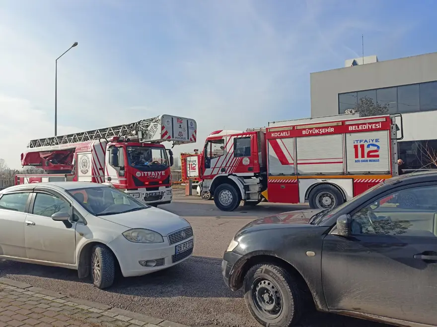 Özel hastaneninbodrumunda yangın 2 Özel hastaneninbodrumunda yangın 2