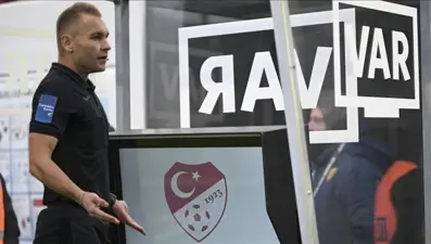 Alen Borosak kimdir? Derbinin VAR hakemi Alen Borosak kaç yaşında, hangi maçları yönetti?