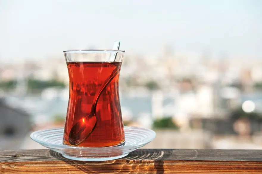 'Çay şekerli mi içilir, şekersiz mi' tartışmasına Dadaşlar 'kıtlama' dedi 1 'Çay şekerli mi içilir, şekersiz mi' tartışmasına Dadaşlar 'kıtlama' dedi 1