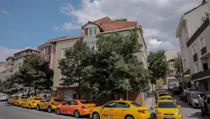 Taksiler "zam" kuyruğunda