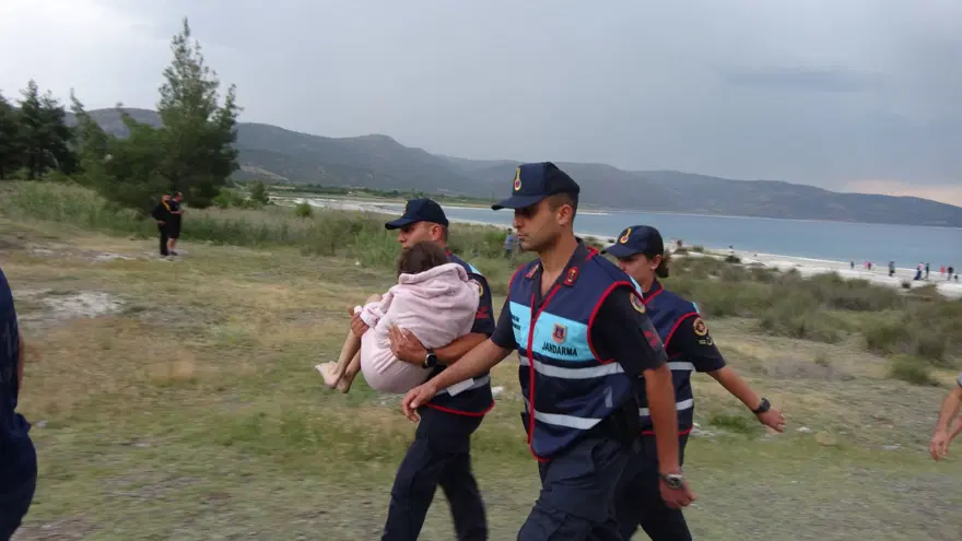 Salda Gölü'nde can pazarı 9