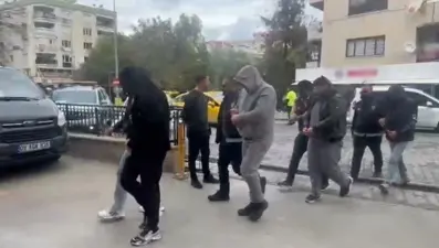 Kuşadası'nda eş zamanlı fuhuş operasyonu: 5 tutuklama