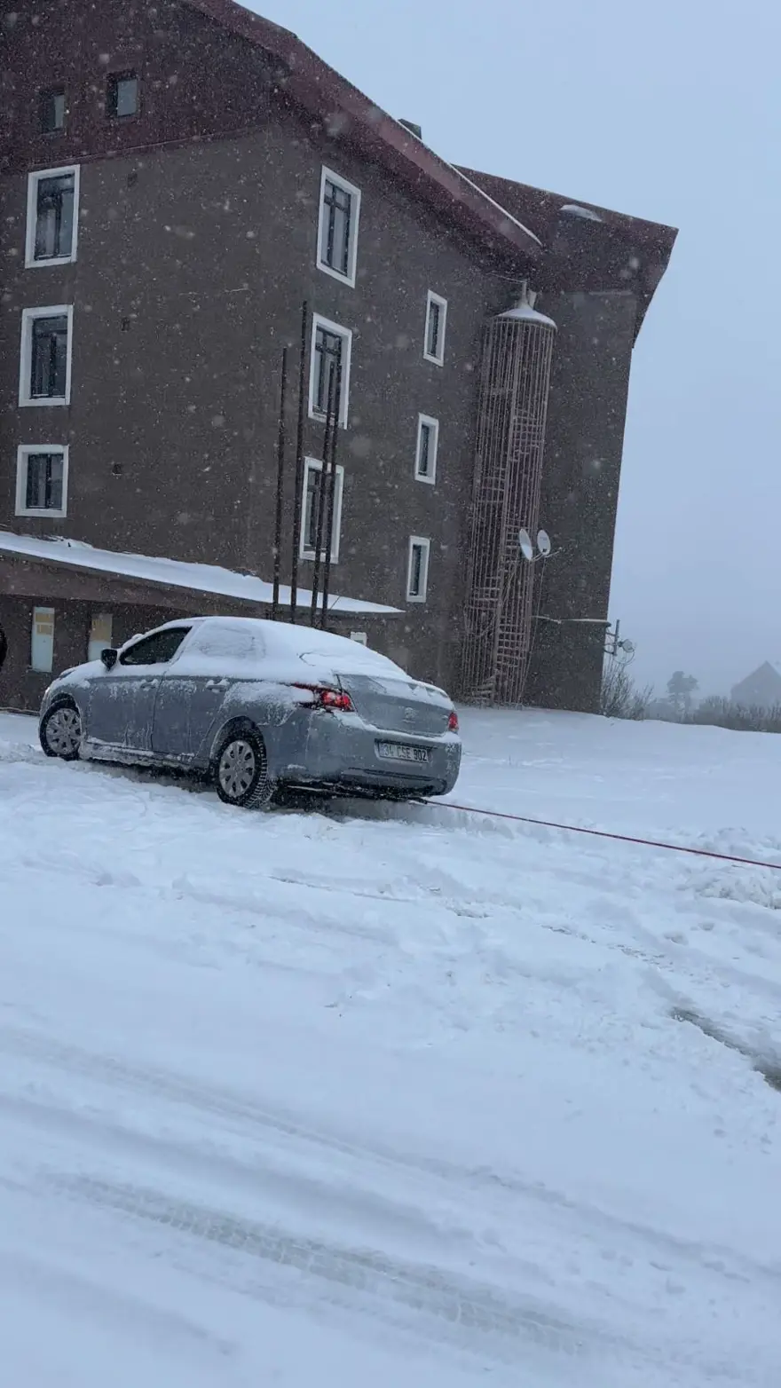 Uludağ'da kar kalınlığı 50 santimetreye ulaştı 4