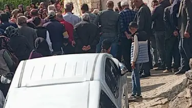 Otomobiliyle geri manevra yaparken hamile eşinin ölümüne neden oldu
