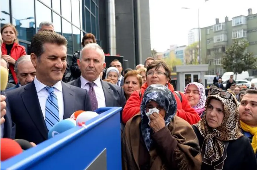 CHP reklamındaki teyze gözyaşlarına hakim olamadı 4