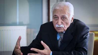 Yavuz Bülent Bakiler hayatını kaybetti