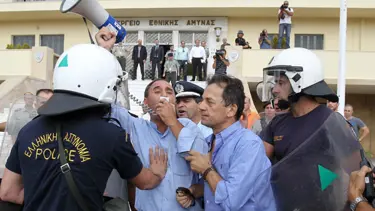 Yunanistan'da tersane çalışanlarından protesto