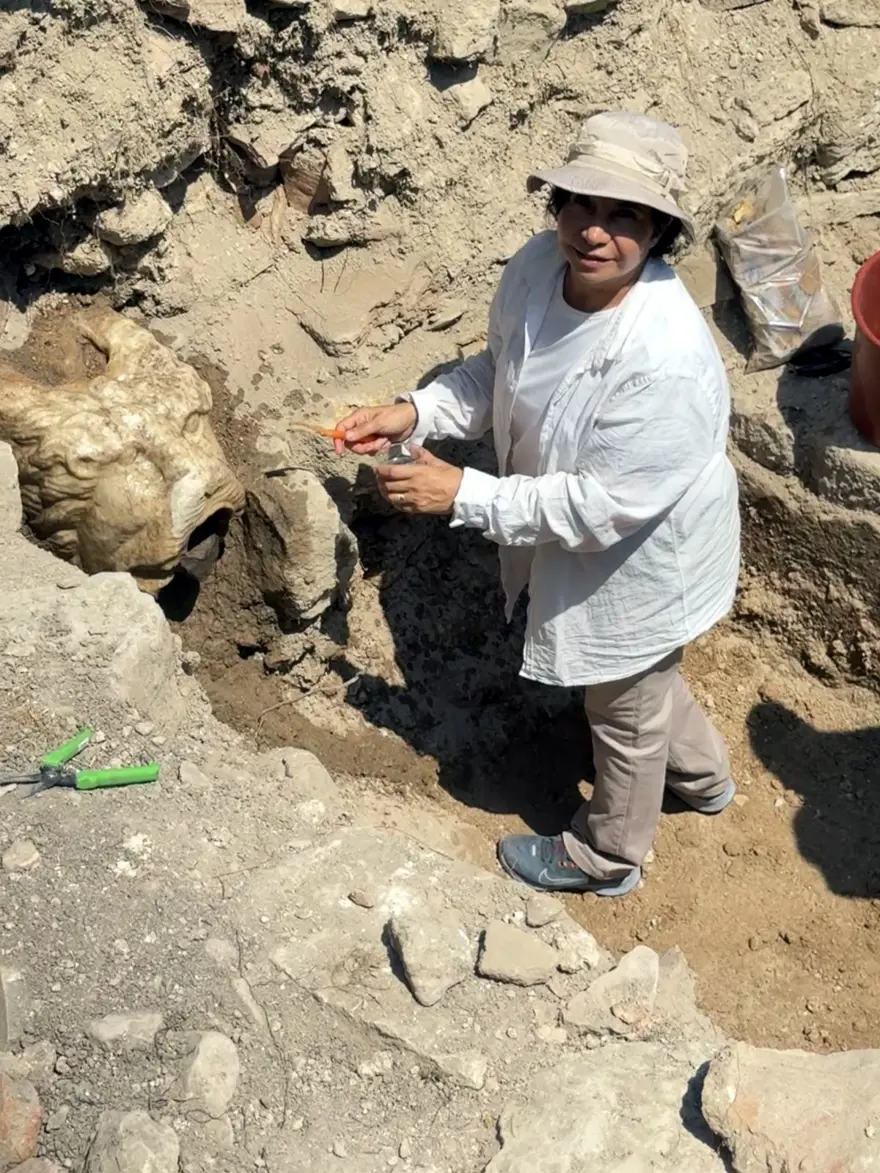 "SANATSAL BİR İŞÇİLİK" 5