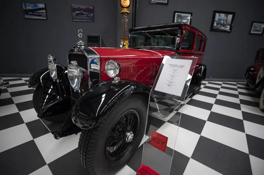 Klasik otomobil ve motosiklet müzesi Key Museum tarihe ışık tutuyor 11