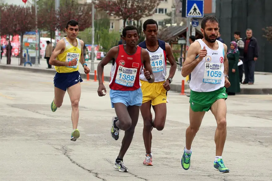 1. Uluslararası Erzurum Yarı Maratonu koşuldu 17 1. Uluslararası Erzurum Yarı Maratonu koşuldu 17