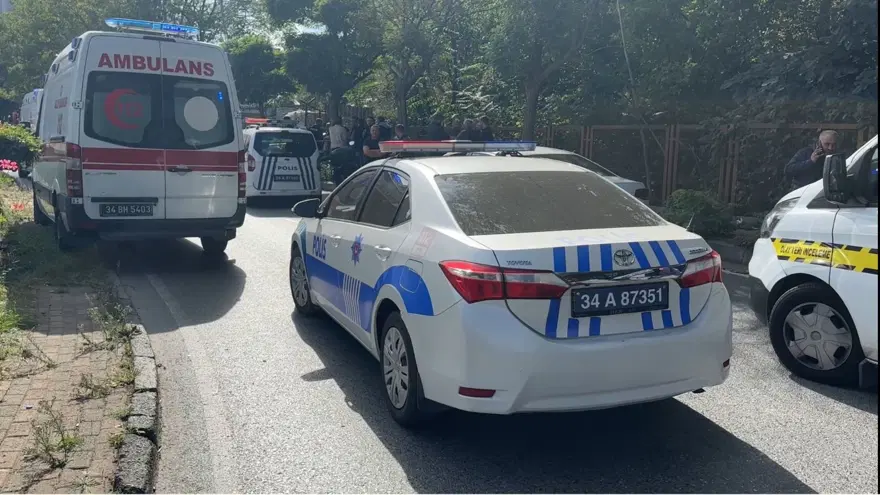 Kağıthane'de feci ölüm: 1 tonluk TIR rampasının altında can verdi 5 Kağıthane'de feci ölüm: 1 tonluk TIR rampasının altında can verdi 5