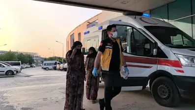 Çadır kentte gıda zehirlenmesi: 40 mevsimlik işçi hastanelik oldu