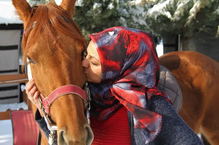 "ATLAR BENİM ÇOCUKLARIM GİBİLER" 4 "ATLAR BENİM ÇOCUKLARIM GİBİLER" 4