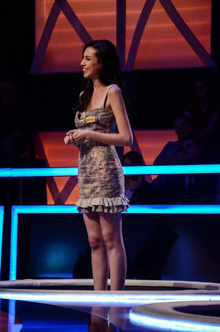 Miss Turkey güzelleri 'Eyvah Düşüyorum'da 1