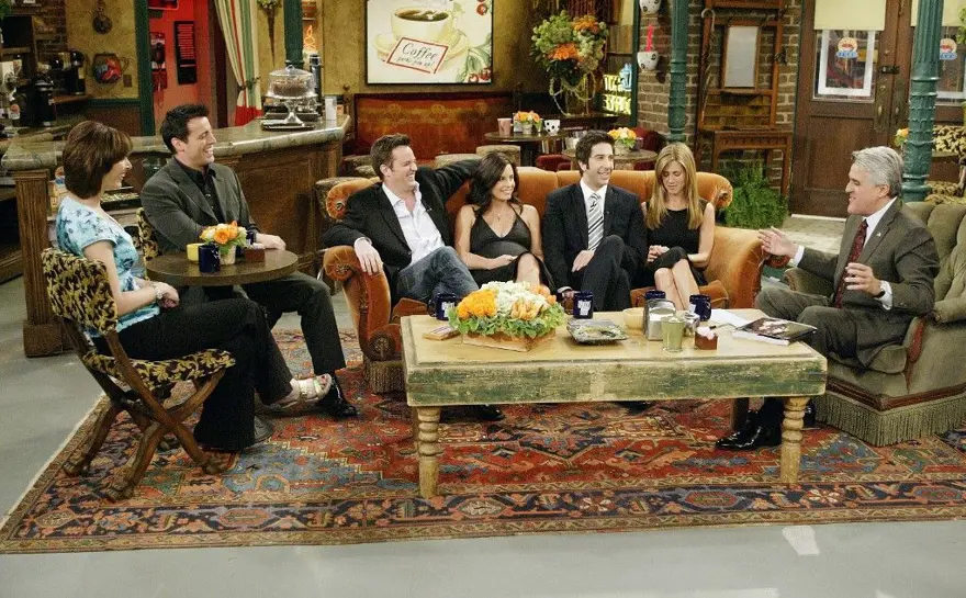 BİR DÖNEM ANISTON'A AŞIK OLDUĞUNU İTİRAF ETMİŞTİ 6 BİR DÖNEM ANISTON'A AŞIK OLDUĞUNU İTİRAF ETMİŞTİ 6