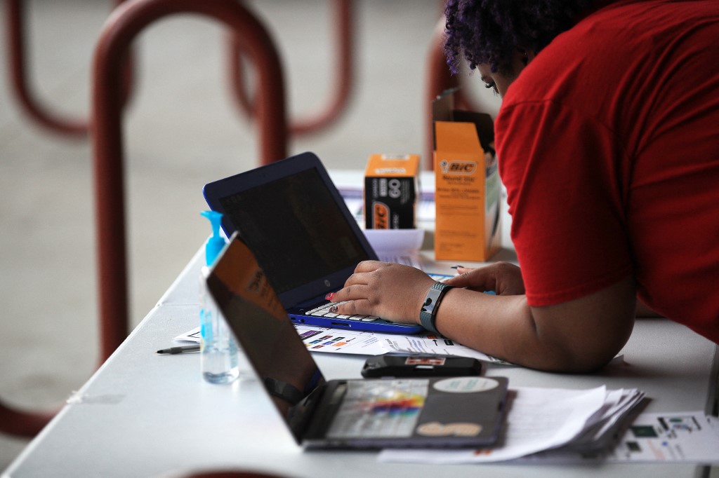 ABD'de okul çocuklarına ekran süresi kısıtlaması