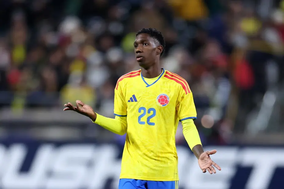 Uçaklar peş peşe iniyor, Galatasaray bir transferi daha bitirdi. Geliş saati belli oldu