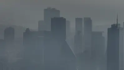 İstanbul'a pus perdesi