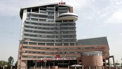 CHP, 242 seçim bölgesinde adaylarını belirledi: İşte açıklanan iller ve başkan adayları