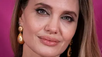 Angelina Jolie: Umarım hayatımı konu alan bir film yapılmaz
