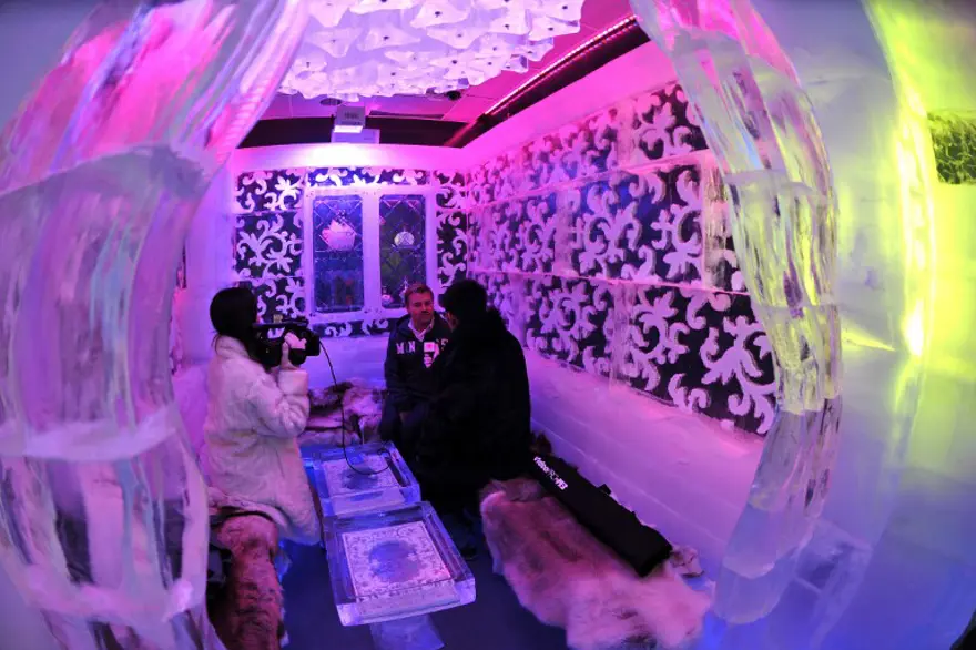 Buz bar ilgi odağı 14