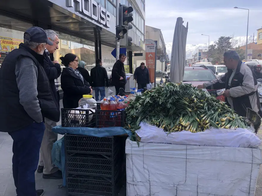 Doğada kendiliğinden yetişen şifa kaynağı: Vitamin, antioksidan, lif ve mineral ne varsa onda 6 Doğada kendiliğinden yetişen şifa kaynağı: Vitamin, antioksidan, lif ve mineral ne varsa onda 6