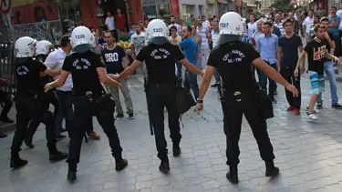 Samsun'da Demirtaş'ın standına saldırı