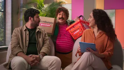 Hepsiburada’nın Bergüzar Korel’in ve Cem Yılmaz’ın yer aldığı “Efsane Kasım” reklamları yayında