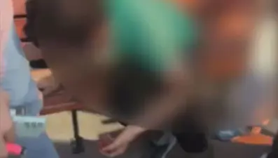 Tacize park ortasında meydan dayağı