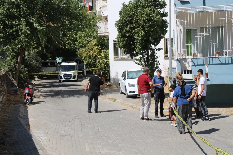 Eşiyle barışan Ebru'yu eski sevgilisi katletti 2 Eşiyle barışan Ebru'yu eski sevgilisi katletti 2