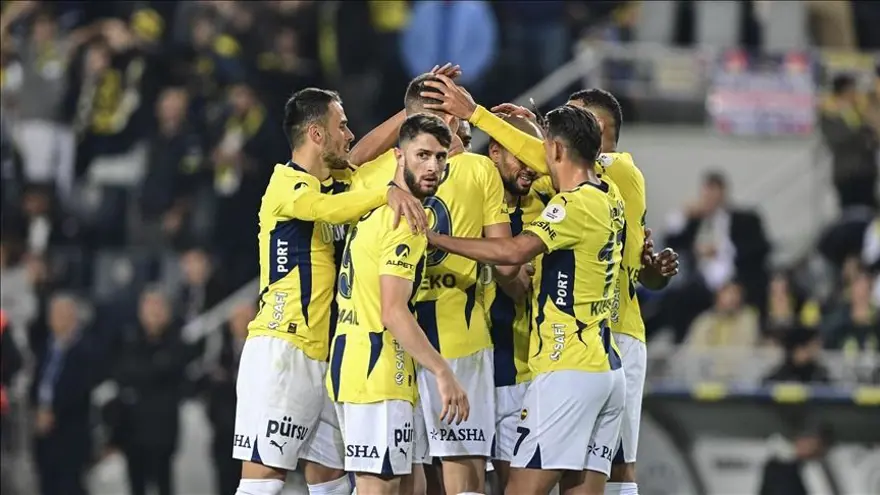 FENERBAHÇE MUHTEMEL 11 2 FENERBAHÇE MUHTEMEL 11 2